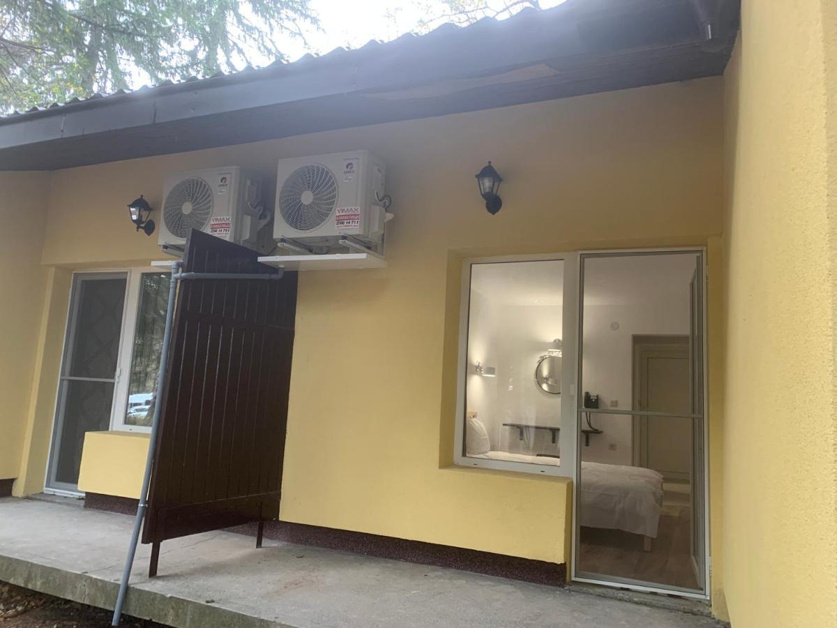 Мотел Тихия Кът Vladaya Exterior photo